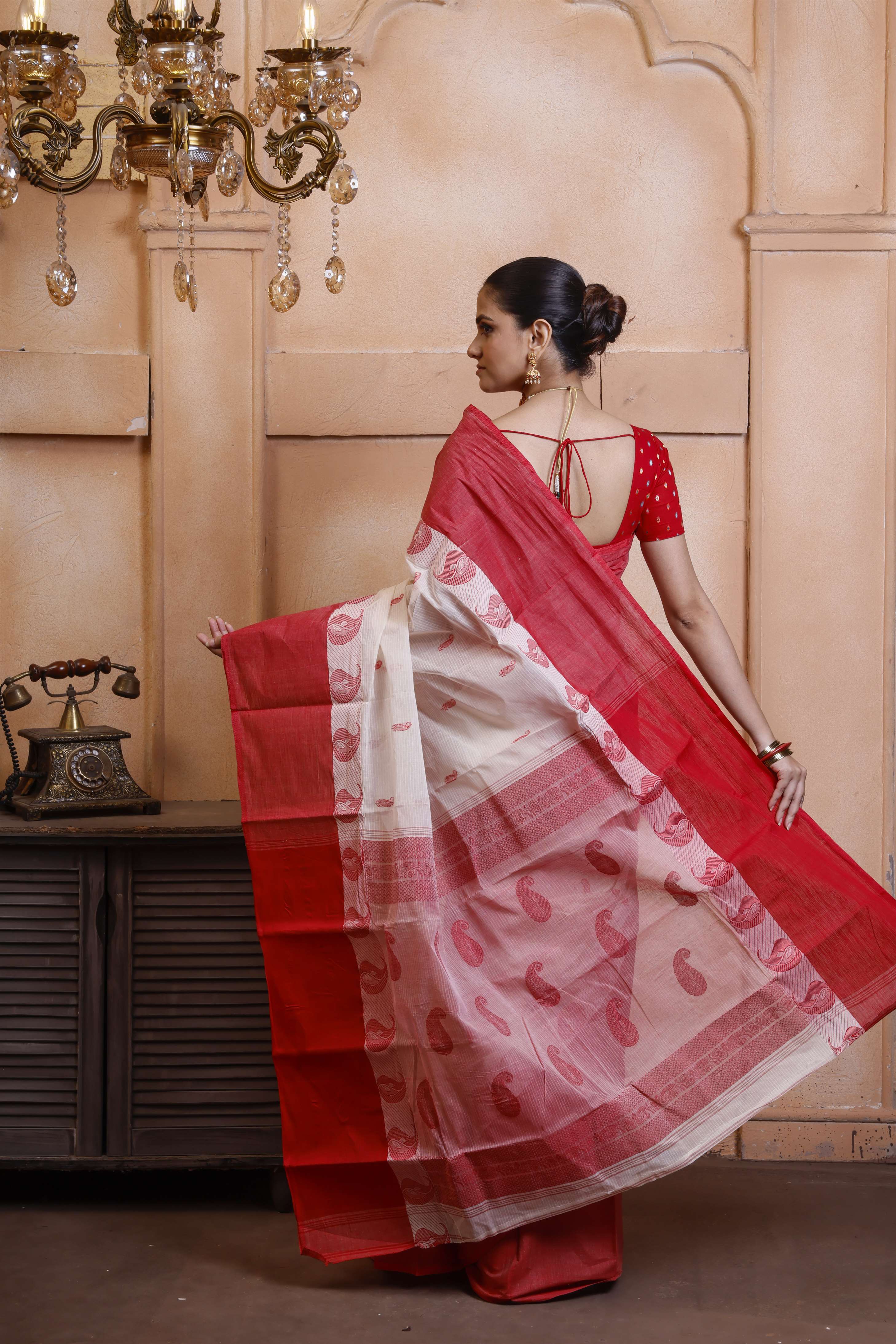 Traditional Tant Saree For Puja