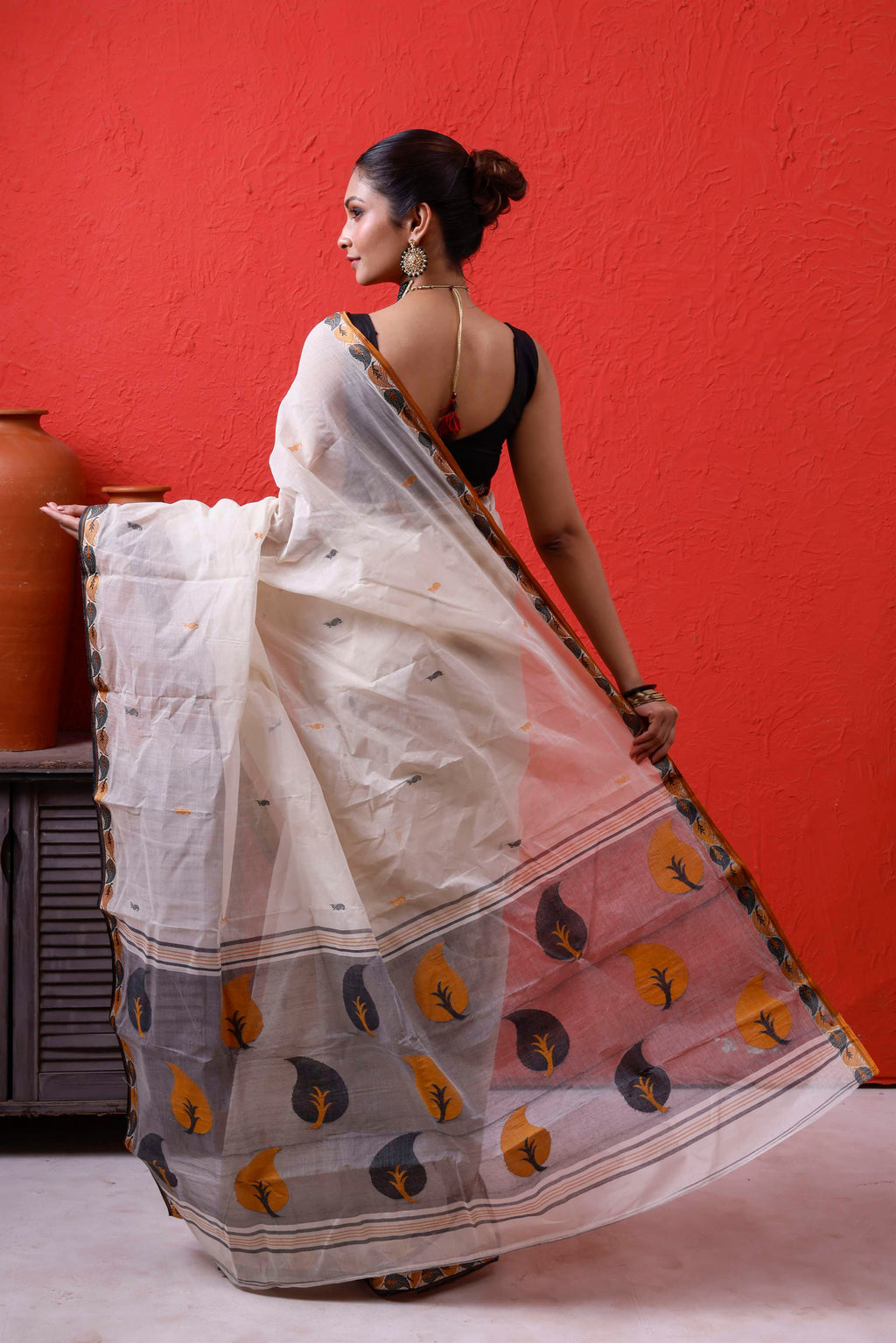 Exclusive Designer Cotton Tant Saree