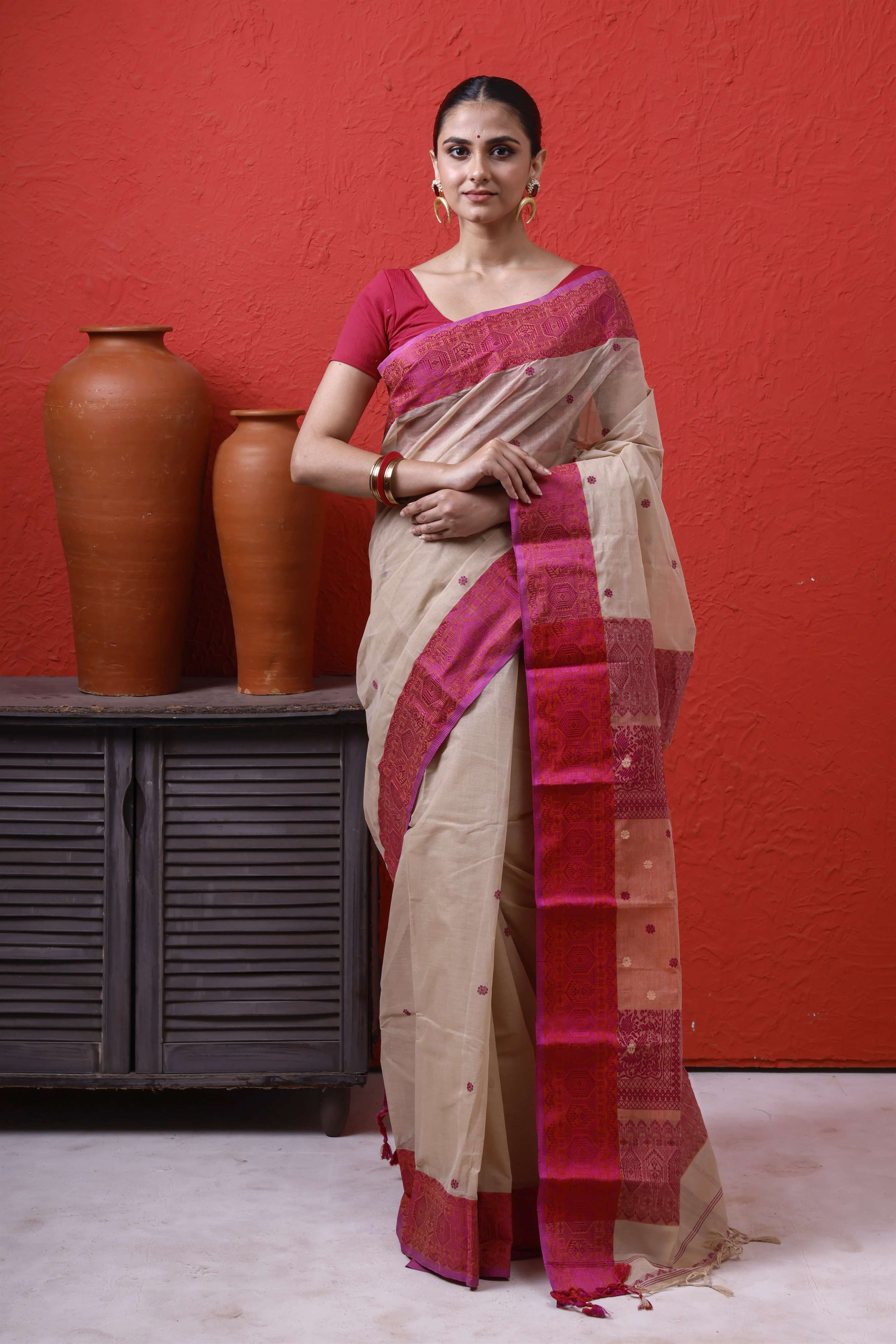 Exclusive Designer Tant Saree Main image