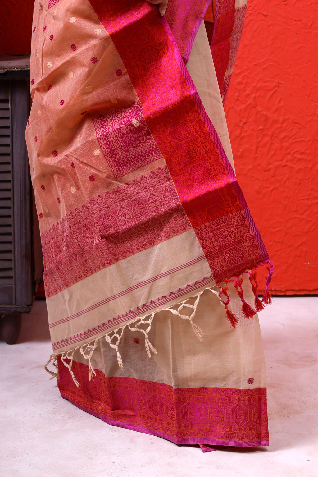 Exclusive Designer Tant Saree