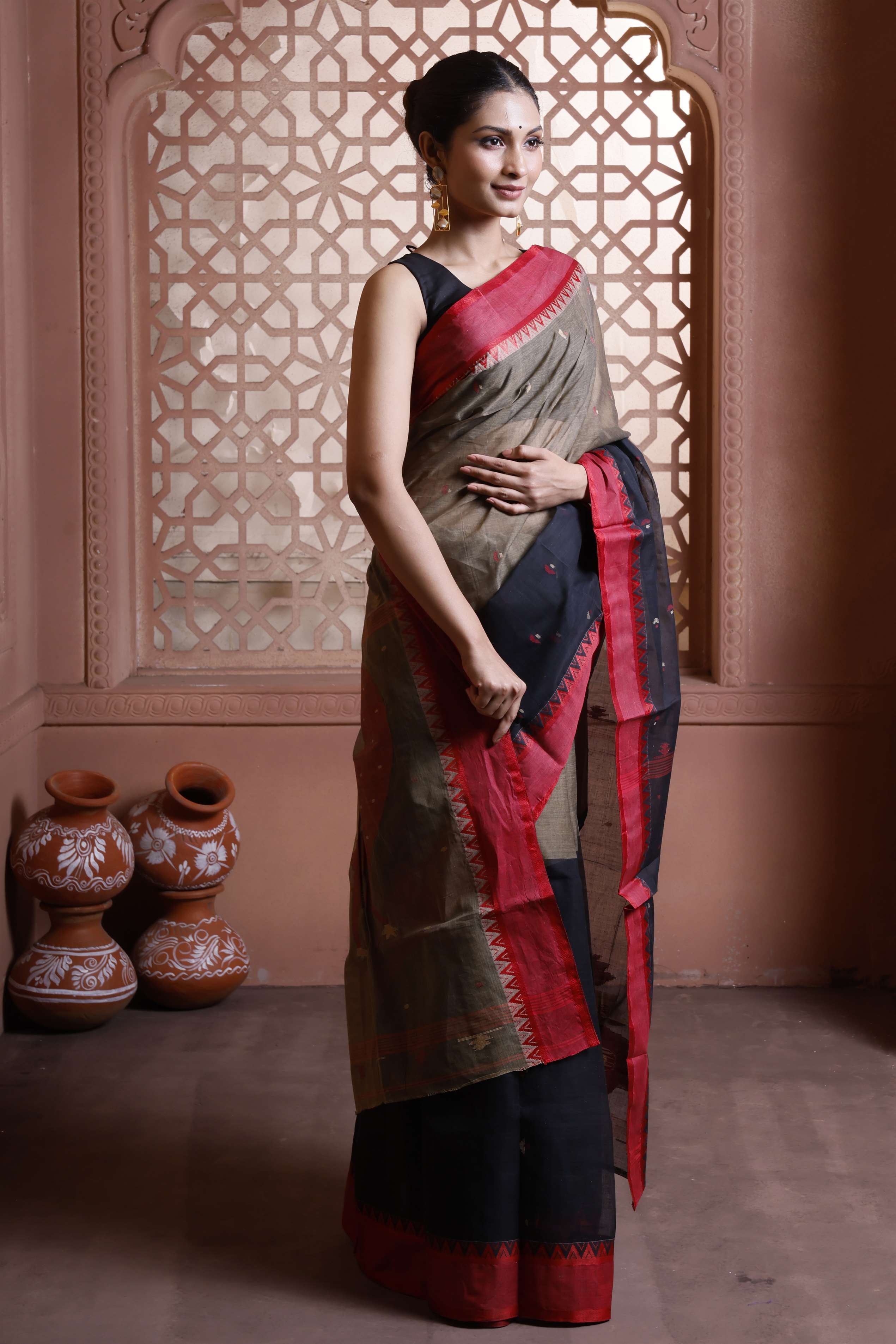 Half half cotton designer with beautiful pallu Secondary image