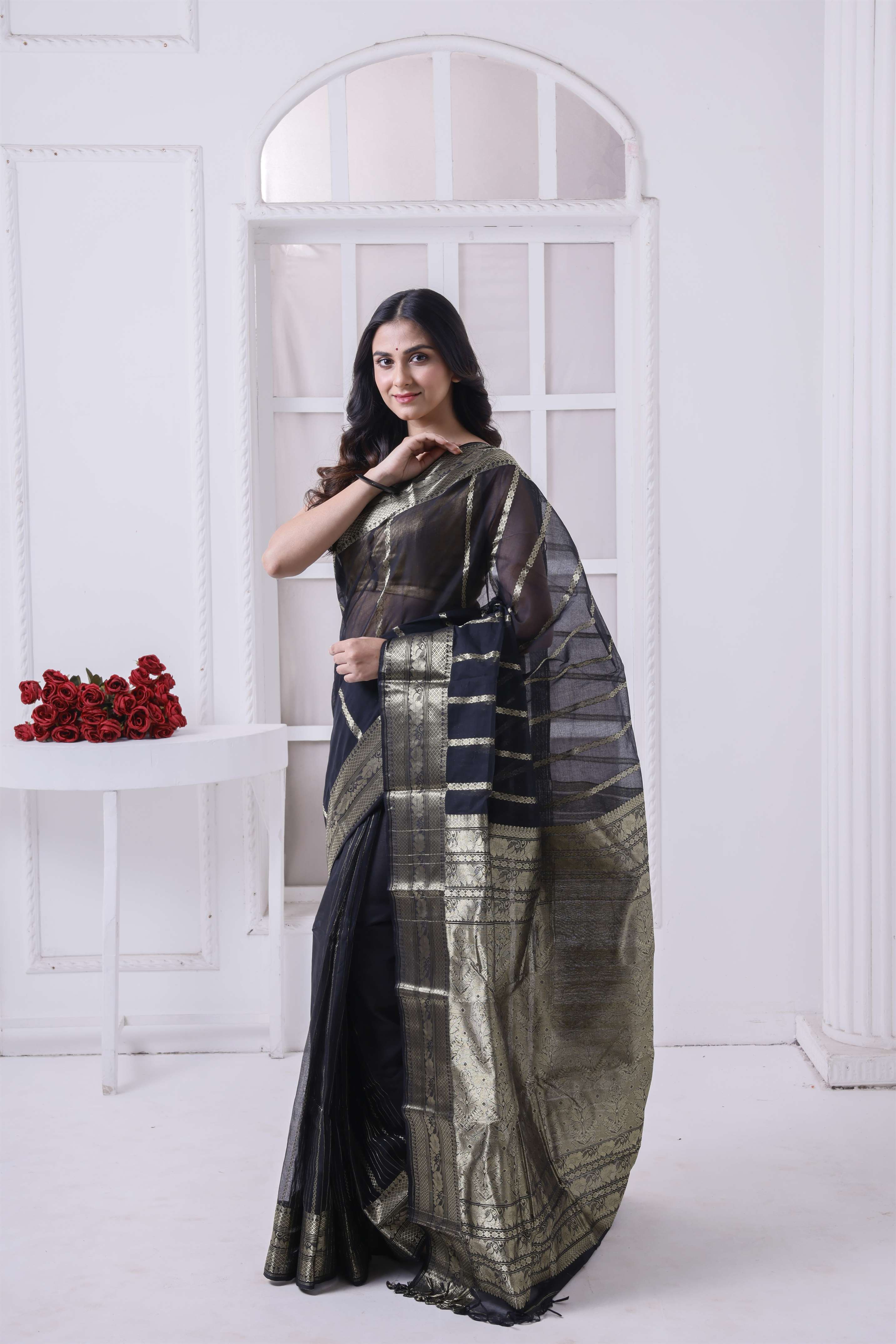 Designer Cotton Tant Banarasi With Golden Stripes Secondary image