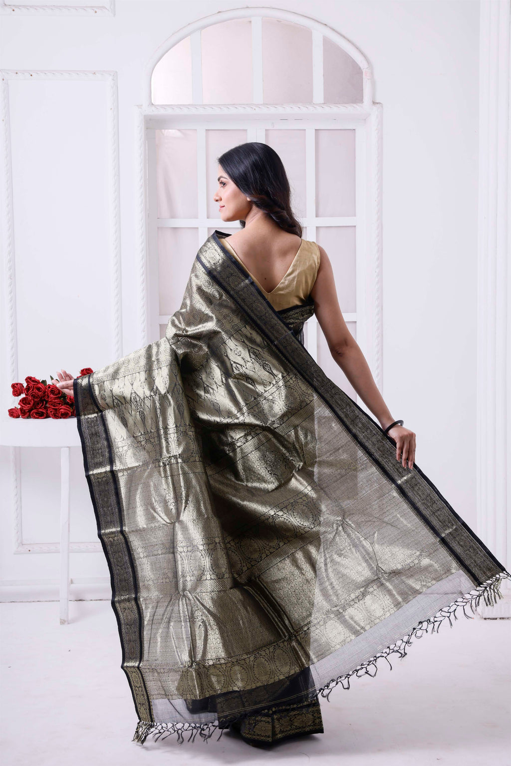 Exclusive Designer Tant Banarasi With Double Pallu