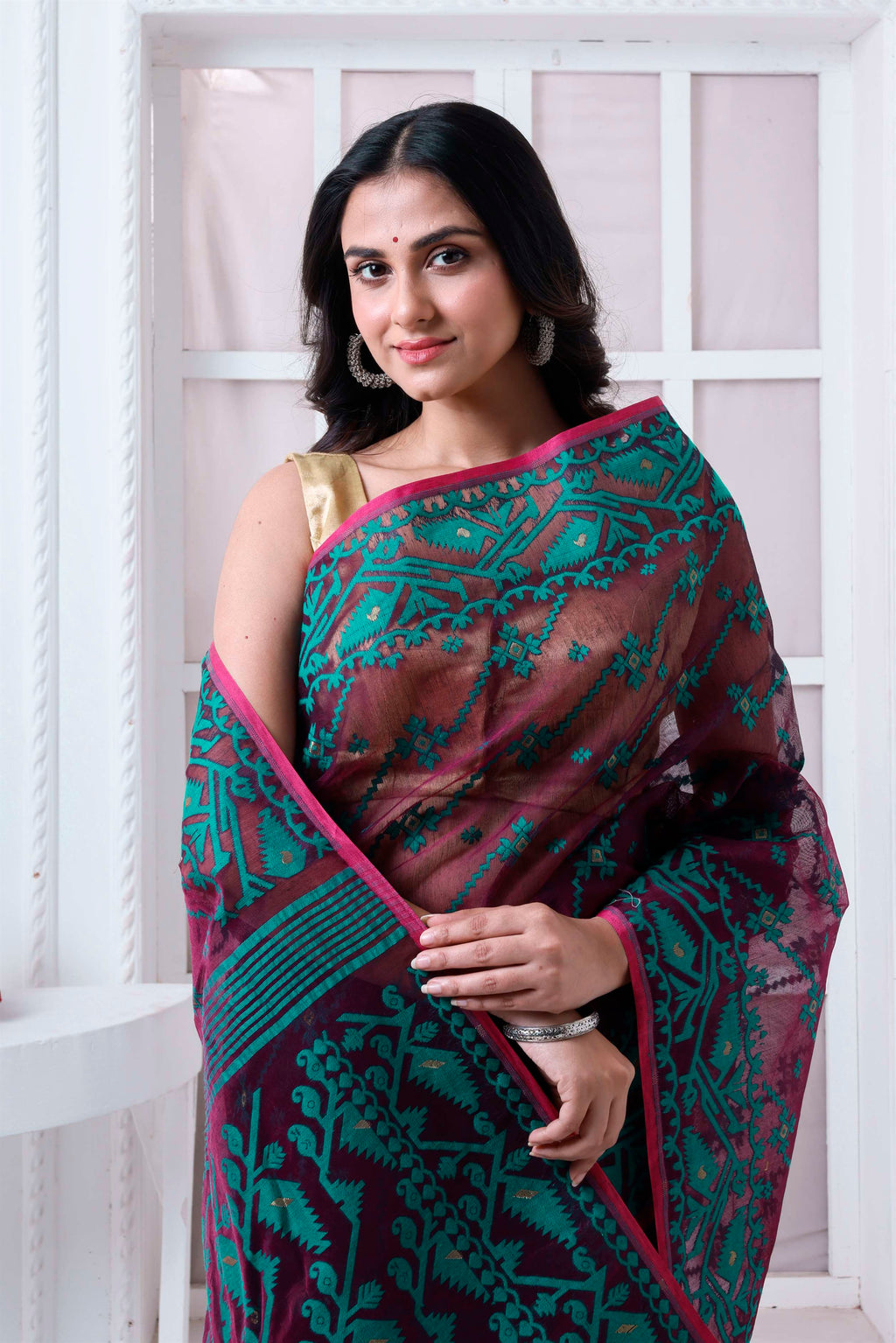 Designer Resham  Hamdani